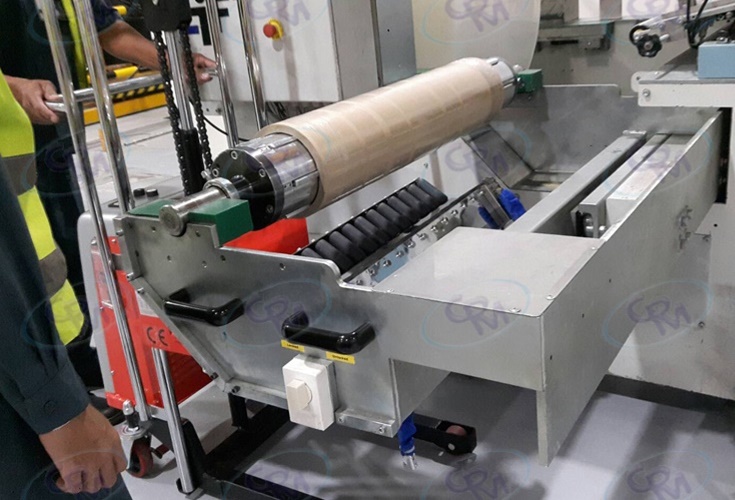 Machine to lift the steel core 40 Kg. – C.R. Mechtech